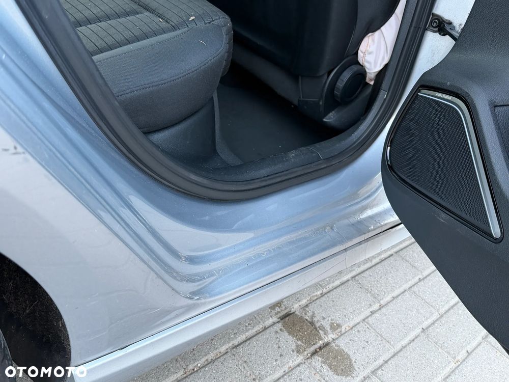 Volkswagen Golf 1.4 GTE Plug-In-Hybrid DSG - 28