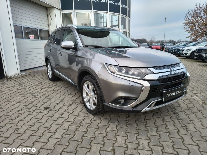 Mitsubishi Outlander - 6