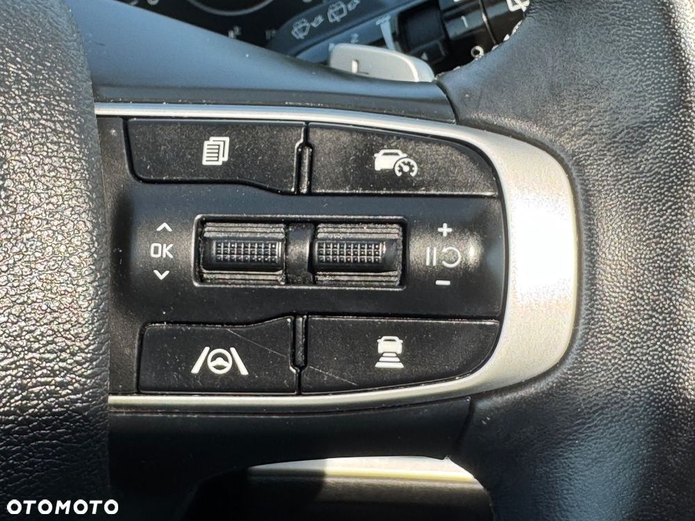 Kia Sportage 1.6 T-GDI MHEV Business Line 2WD DCT - 35