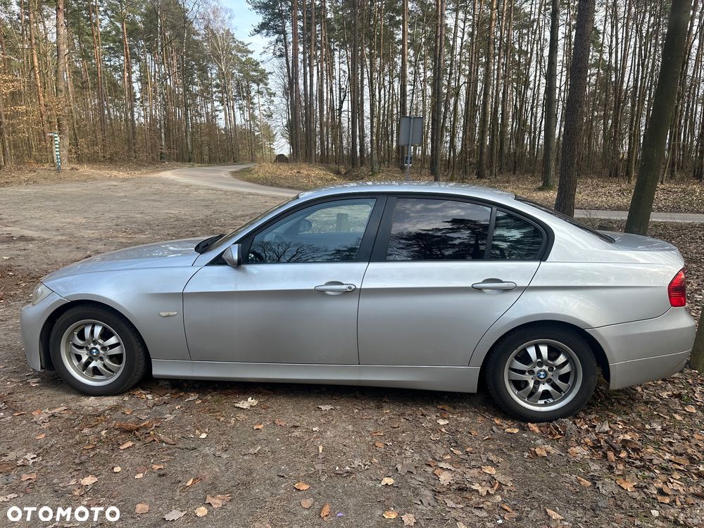 BMW Seria 3 320d - 8