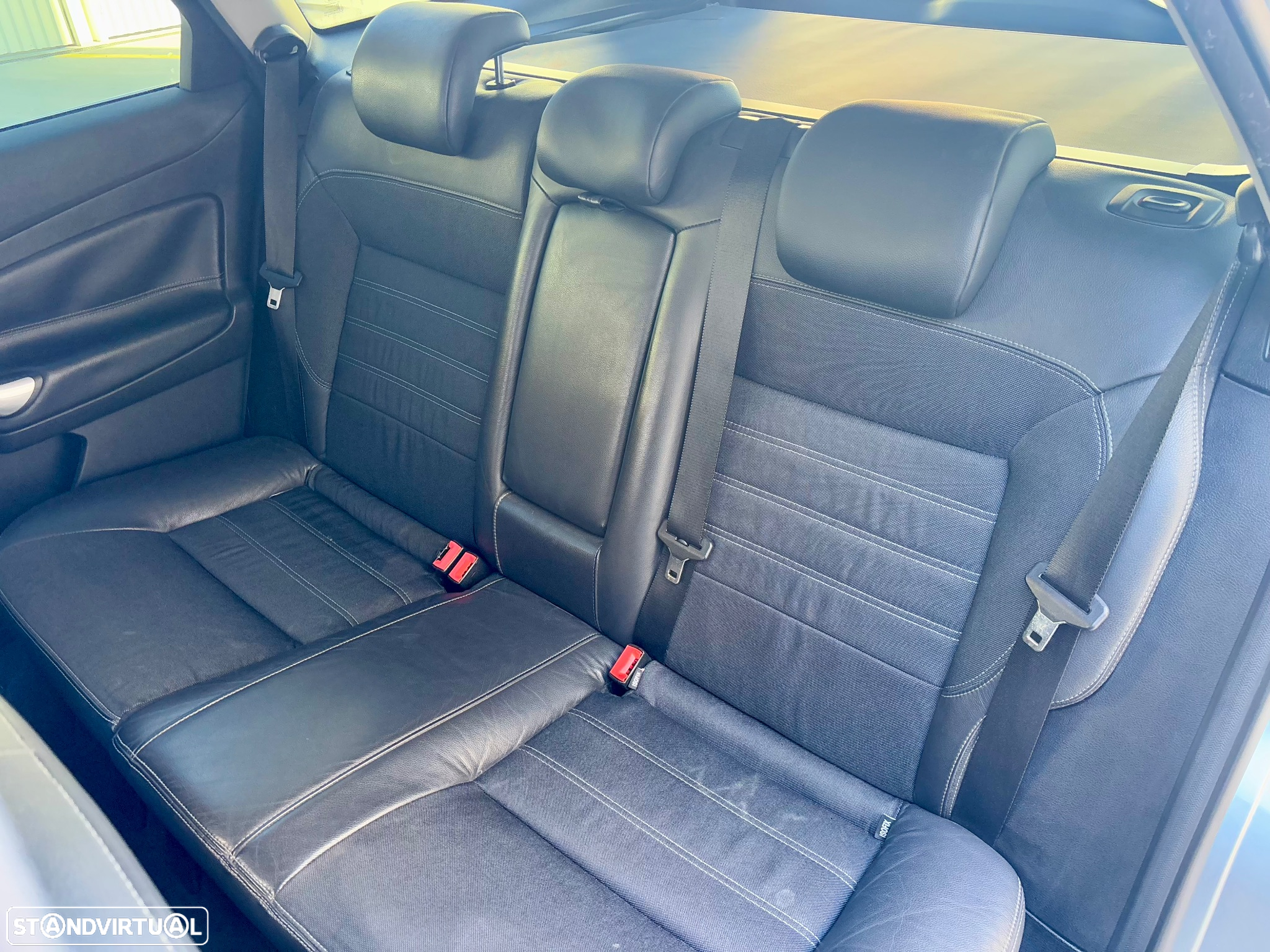 Ford Mondeo SW 2.0 TDCi Titanium - 33