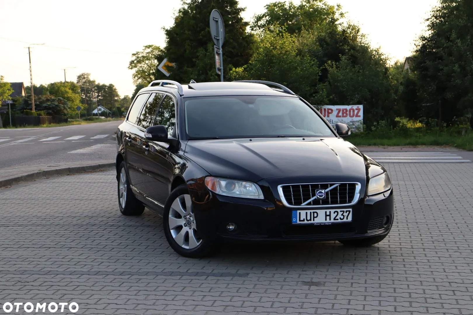Volvo V70 D5 Summum - 12