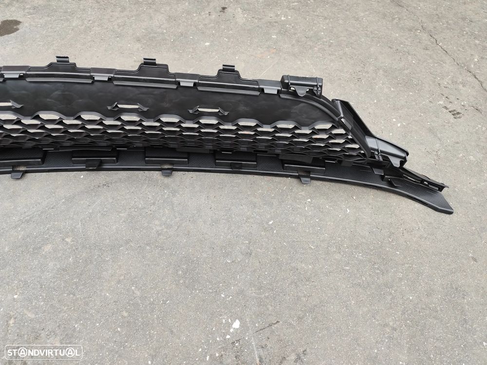 MERCEDES C W205 GRELHA PARA CHOQUES FRENTE - G100 - 6
