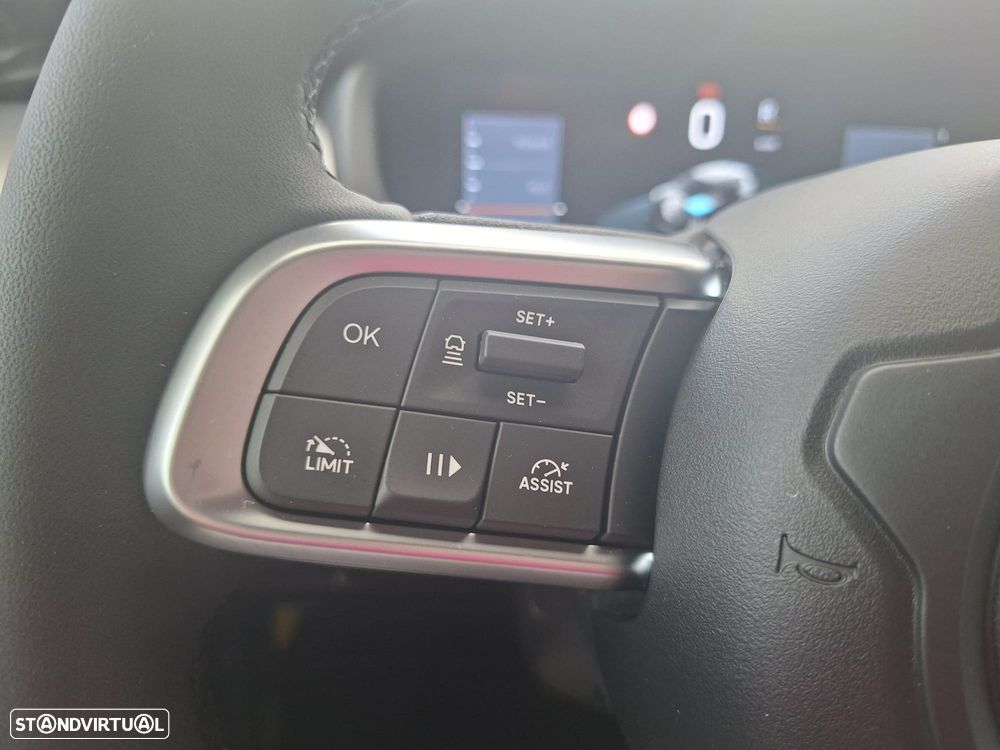 Jeep Avenger 1.2 e-Hybrid Black Edition DCT - 13
