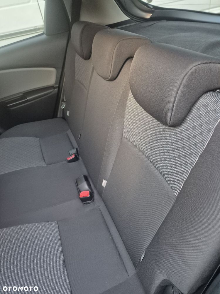 Toyota Yaris 1.33 Premium - 7