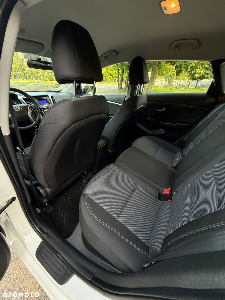 Hyundai i30 1.6 Premium - 19