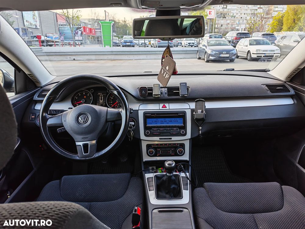 Volkswagen Passat - 7