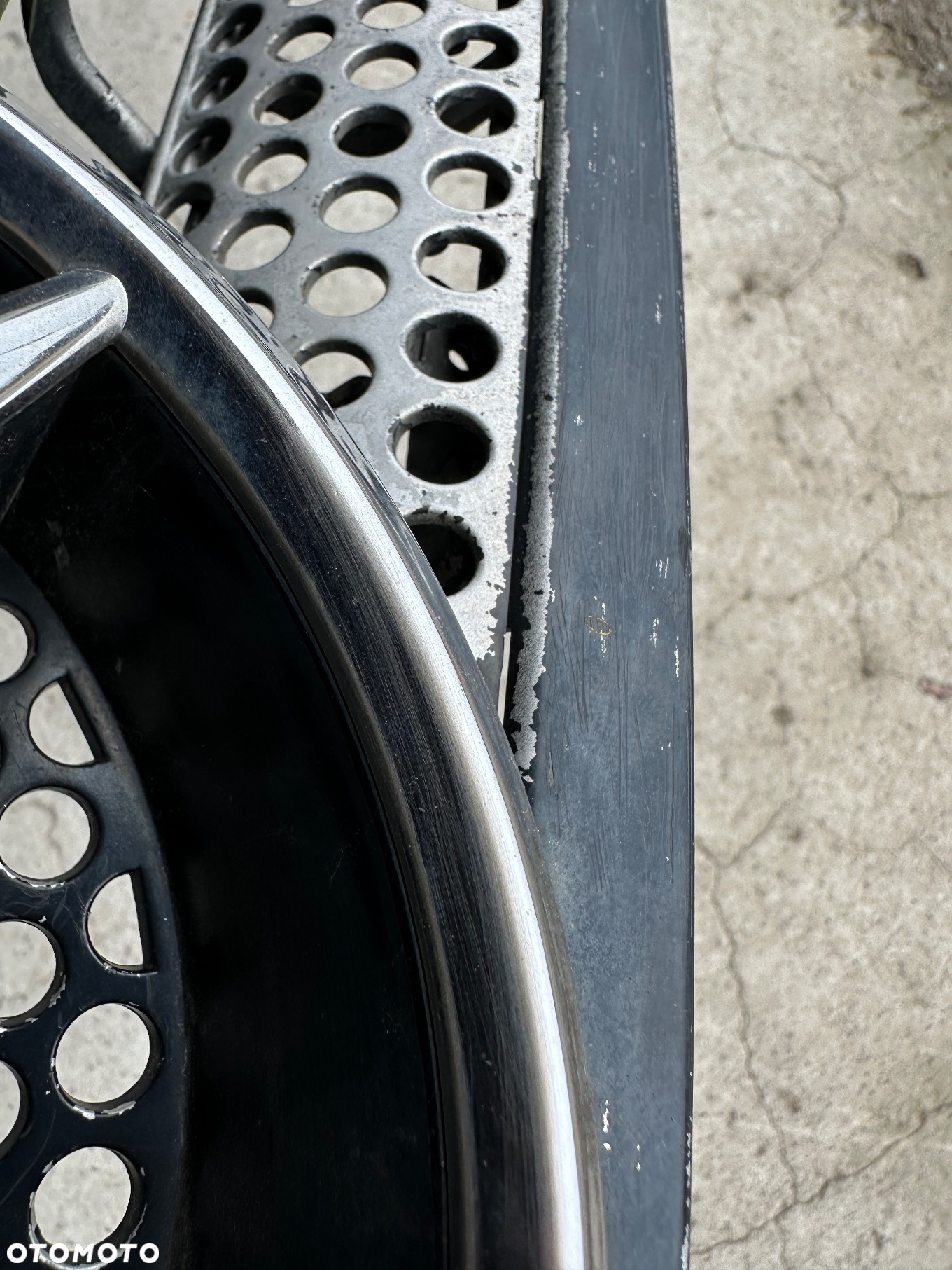 Mercedes ML 163  maska srebrna 744 pokrywa silnika grill zamek - 9