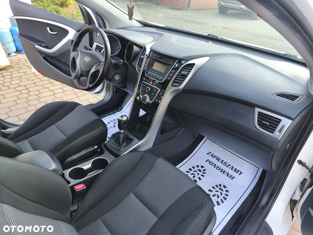 Hyundai i30 1.4 Comfort - 21