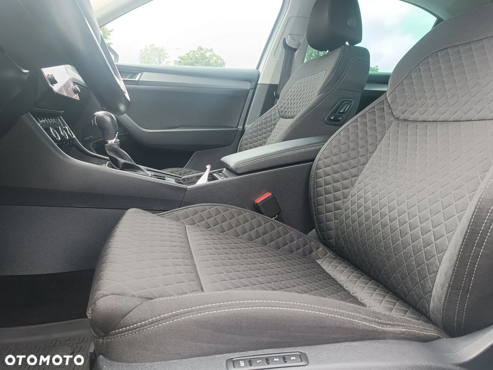 Skoda Superb 2.0 TDI 4x4 DSG Sportline - 31
