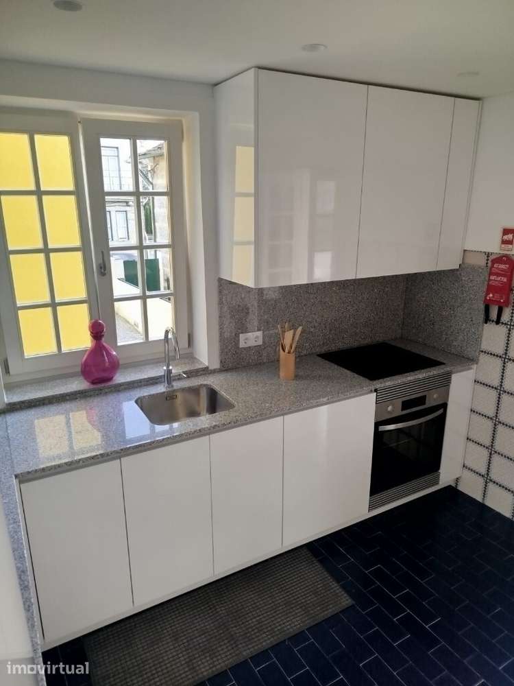 Quarto suite inserido em Moradia Nova - Centro da Cidade - Grande imagem: 4/6