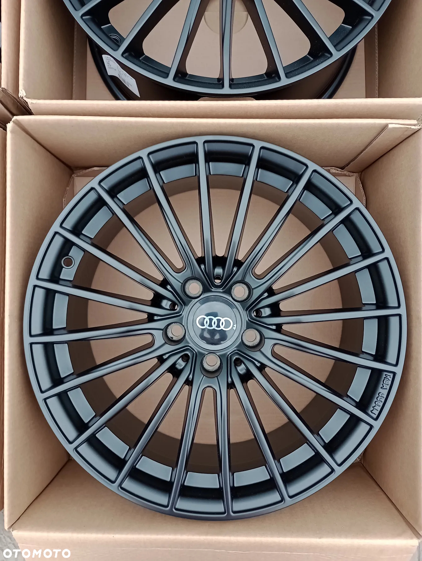 FELGI ALUMINIOWE NOWE 5x112 R18 8J ET45 AUDI A3 A4 A5 A6 A8 Q2 Q3 - 5