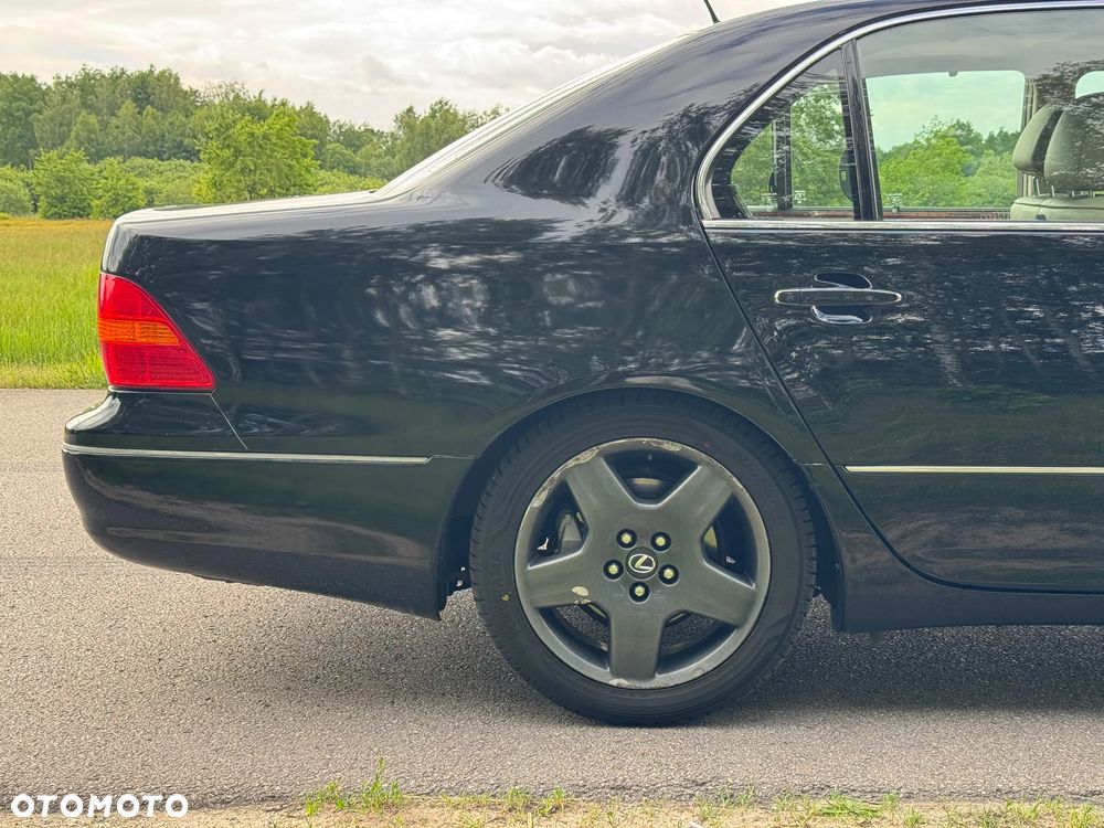 Lexus LS High Class - 22