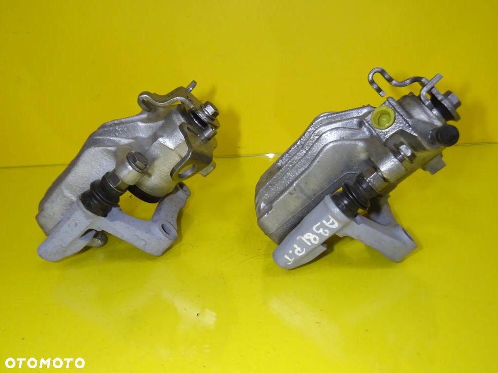 ZACISK ZACISKI HAMULCOWE KOMPLET TYŁ AUDI A3 8L Ø 38MM LUCAS NR2 - 5