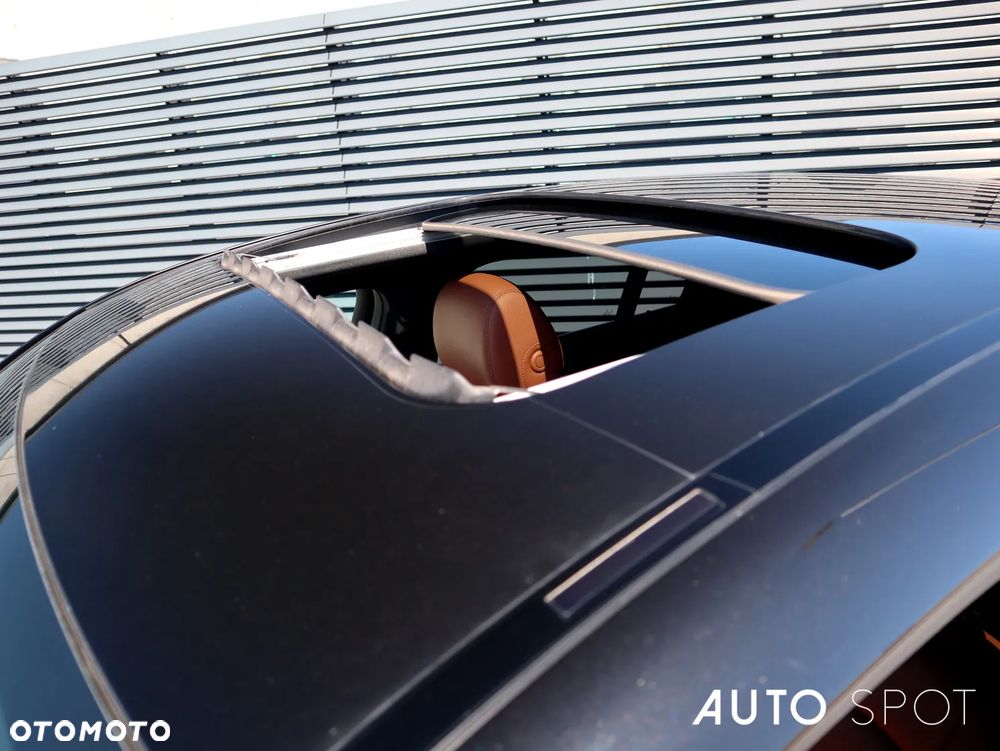 Mercedes-Benz GLC 300 d 4Matic 9G-TRONIC AMG Line - 15
