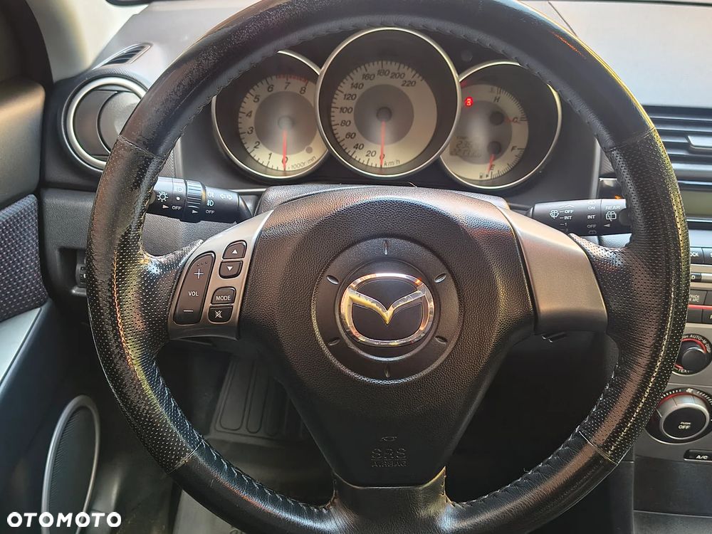Mazda 3 - 7