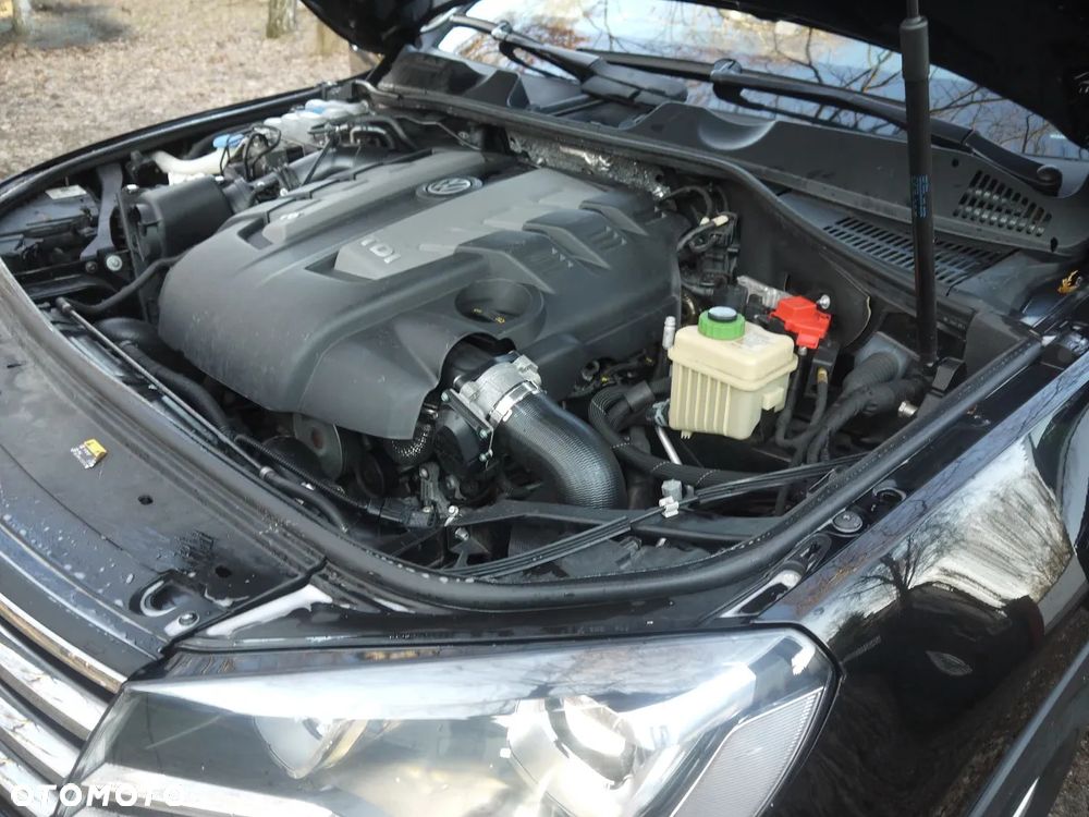 Volkswagen Touareg 3.0 V6 TDI BMT - 13