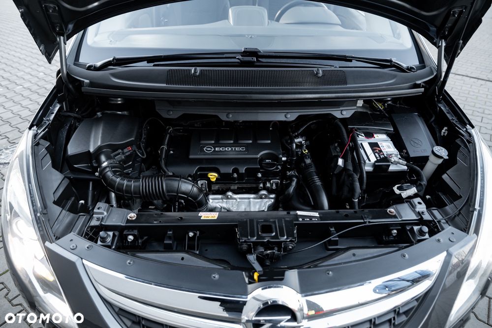 Opel Zafira 1.4 T Cosmo - 37