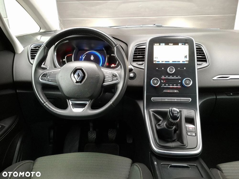 Renault Scenic - 7