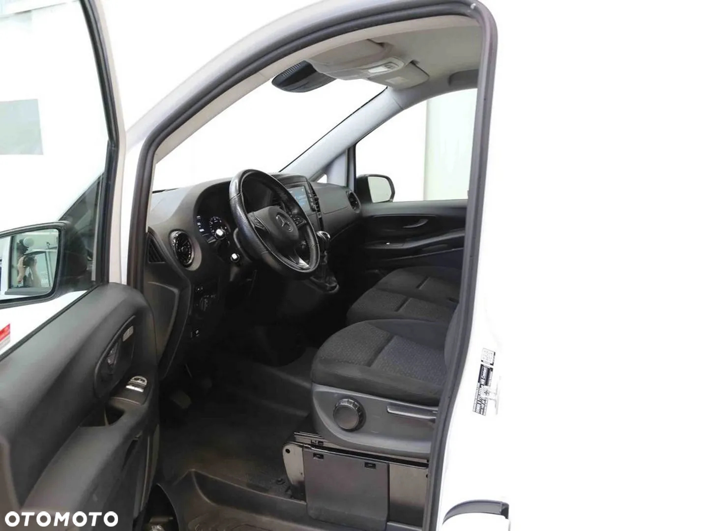 Mercedes-Benz Vito - 9