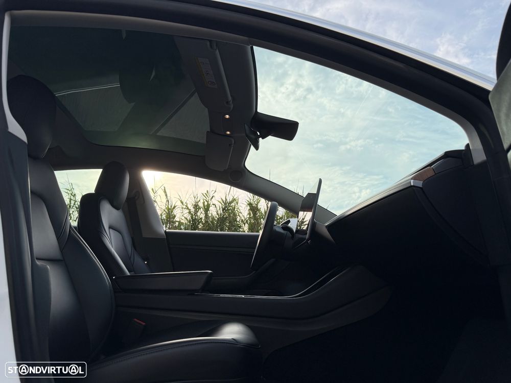Tesla Model 3 Standard Range Plus RWD - 4