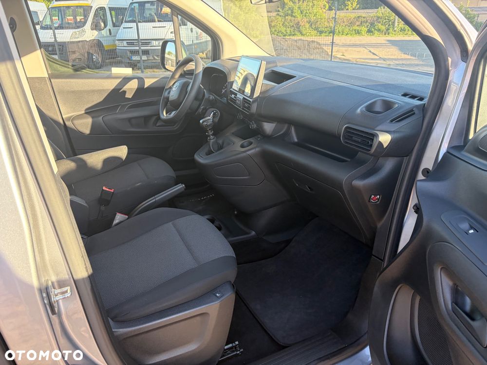 Toyota Proace City Verso 1.5 D-4D Combi - 10