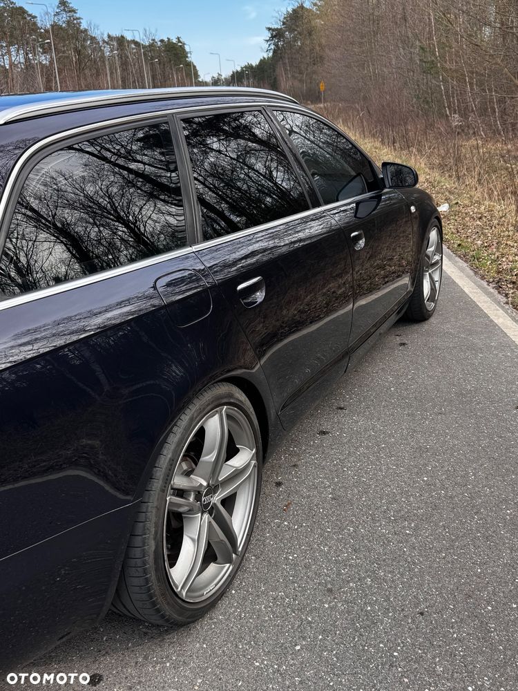 Audi A6 Avant 4.2 quattro tiptronic - 14
