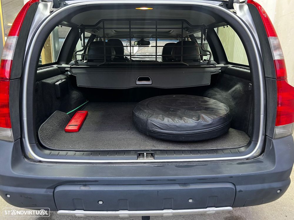 Volvo V70 Crosscountry - 45