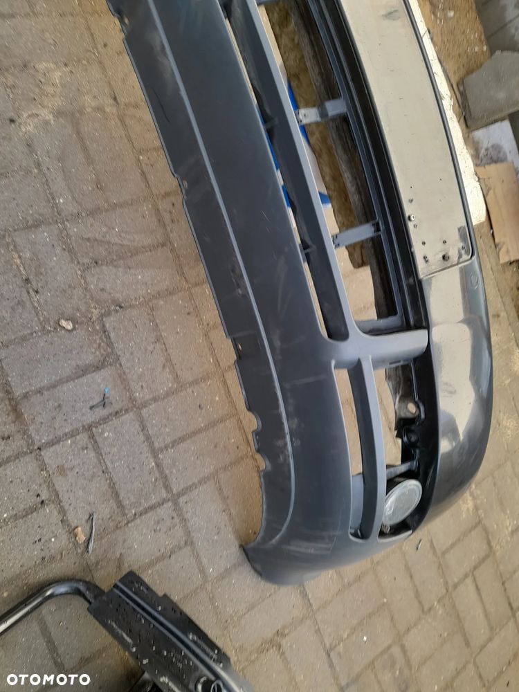 AUDI A4 B6 ZDERZAK PRZEDNI PRZÒD PDC - 9