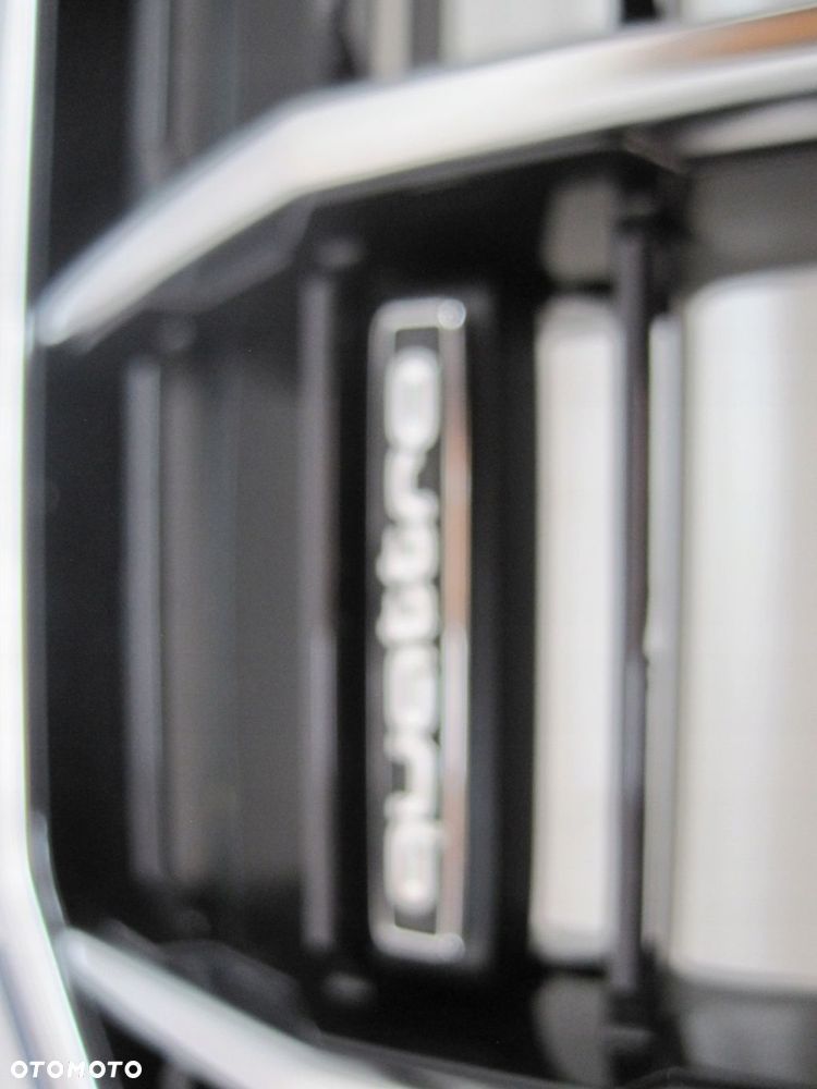 ZDERZAK AUDI Q3 83A S-LINE KAMERA 6 PDC XENON PRZEDNI - 11