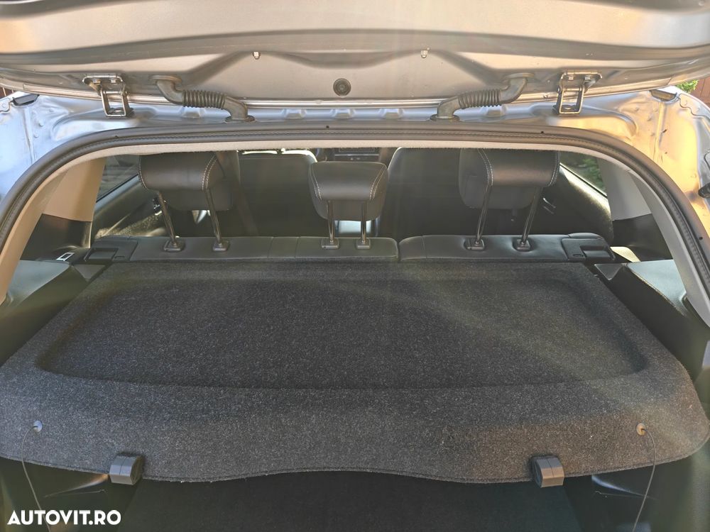 Suzuki Vitara 1.4 Boosterjet MHEV Spirit - 4