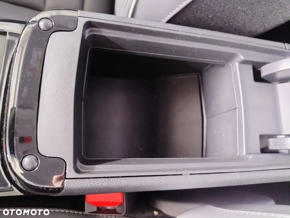 Citroën C4X 1.2 mHEV Max eDCT6 - 31