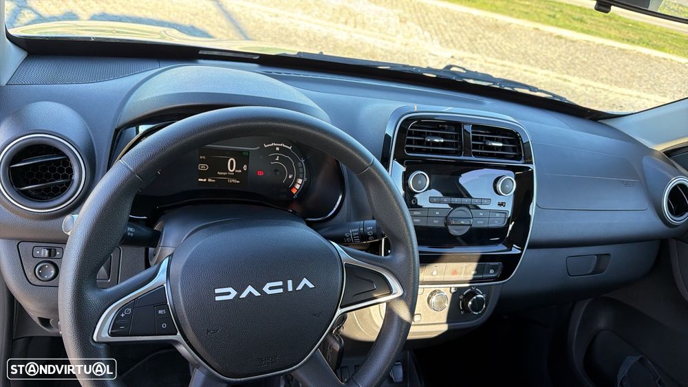 Dacia Spring - 4