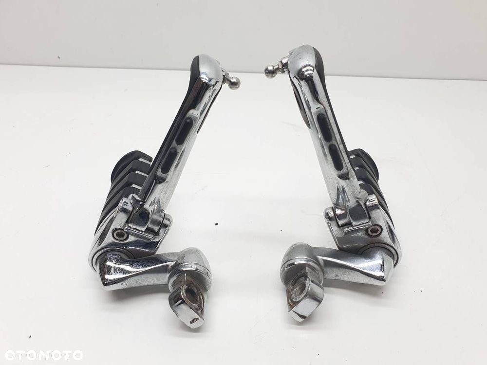 PODNÓŻKI PODESTY ROZKŁADANE PASAŻERA KURYAKYN HARLEY DAVIDSON SOFTAIL - 2