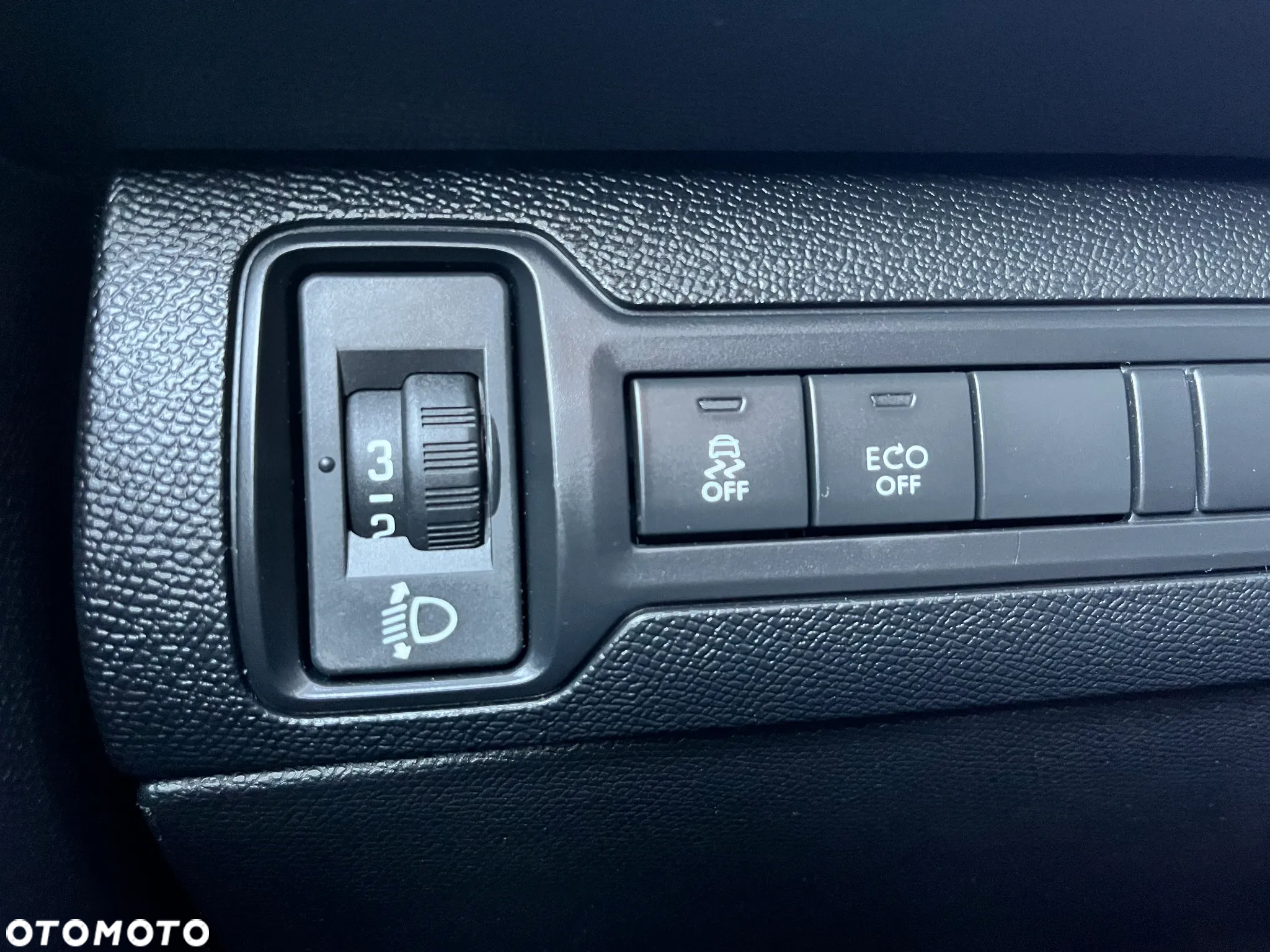Peugeot 308 SW 1.6 BlueHDi Access S&S - 22