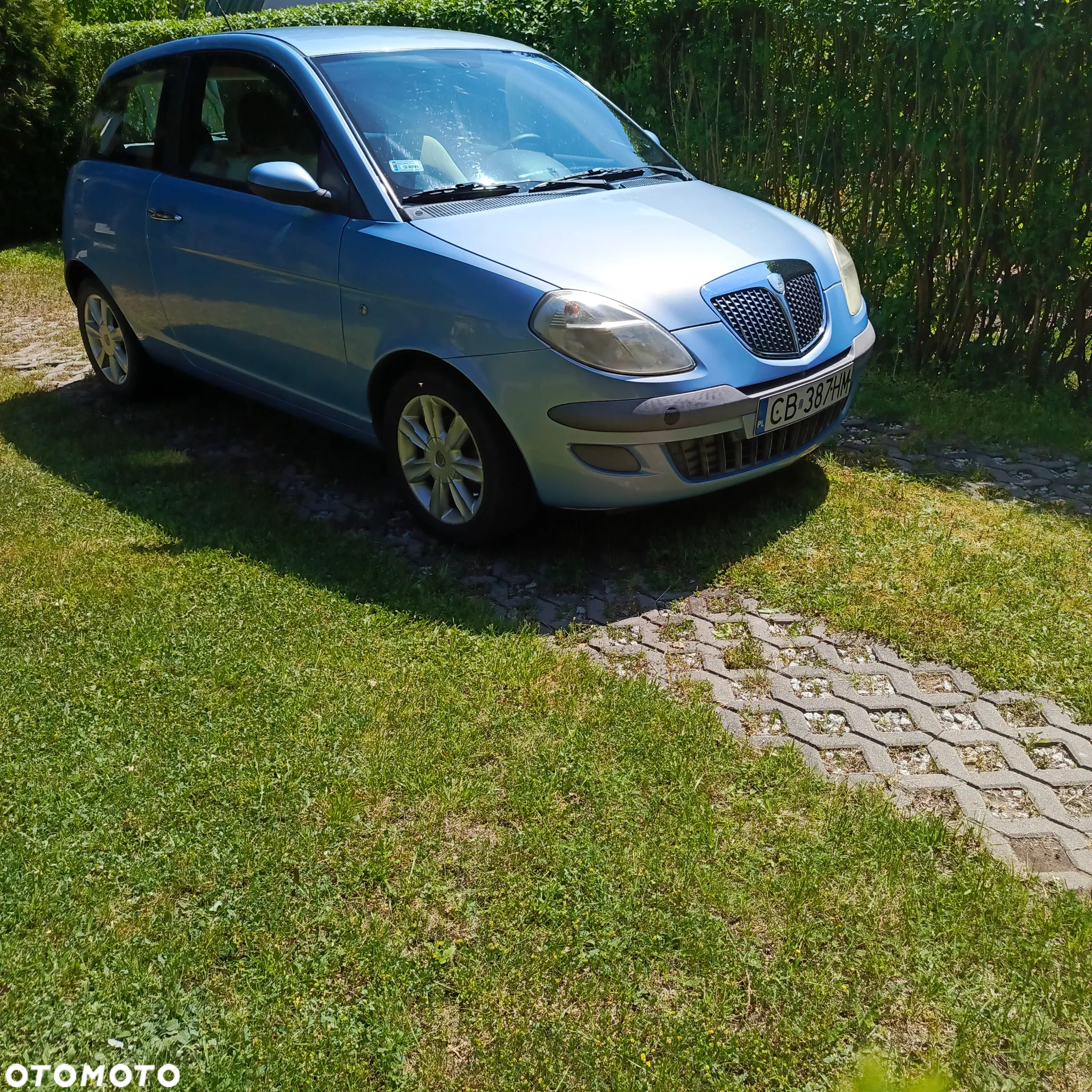 Lancia Ypsilon 1.4 16v Argento - 4
