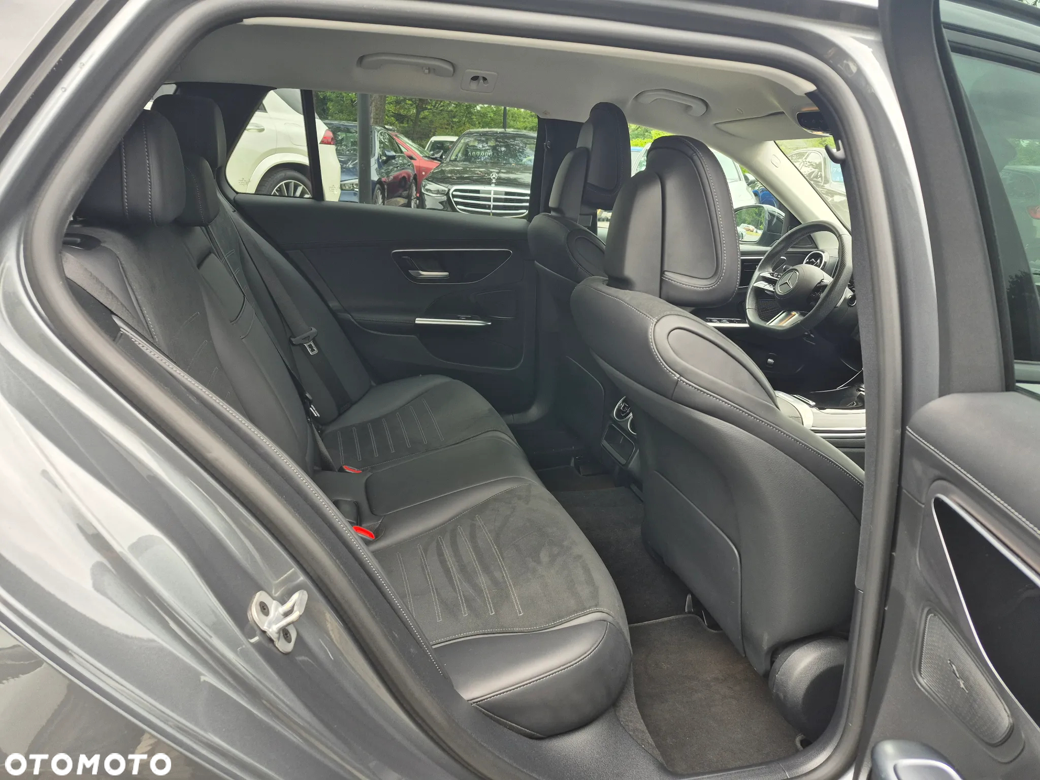 Mercedes-Benz Klasa C 220 d mHEV AMG - 29