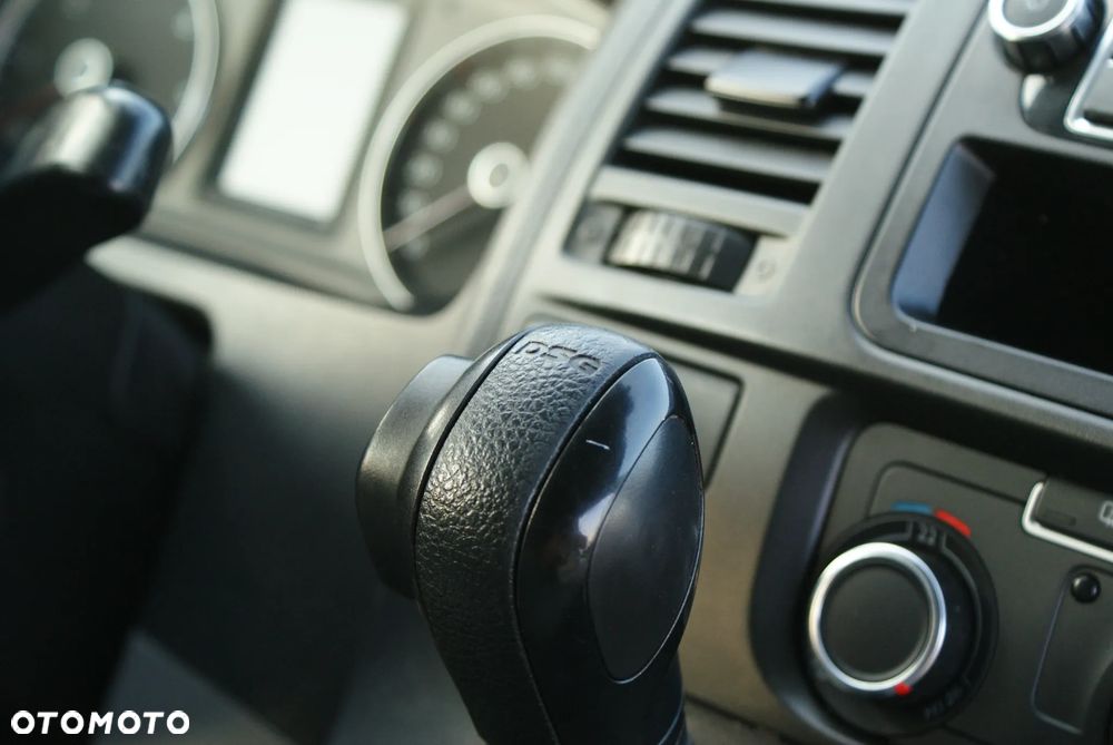 Volkswagen Transporter - 15