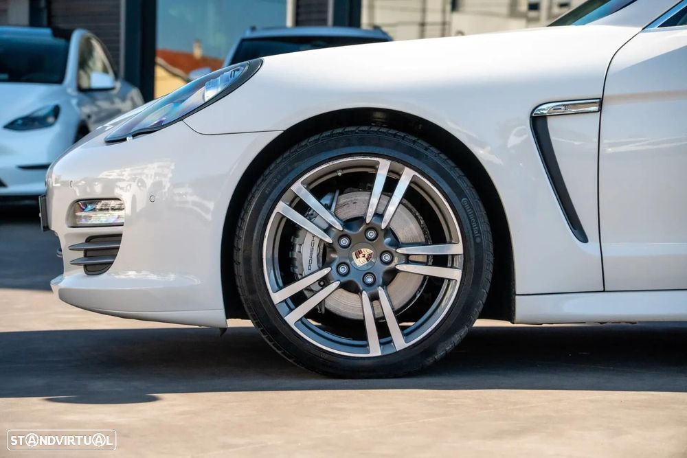 Porsche Panamera 4S PDK - 5