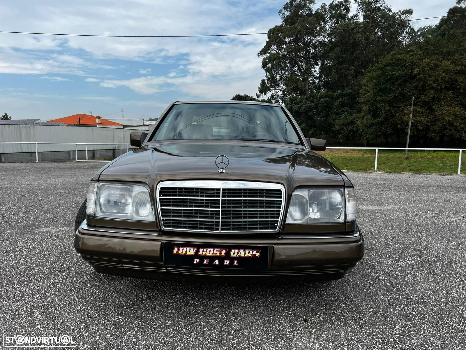 Mercedes-Benz 300 TD - 9