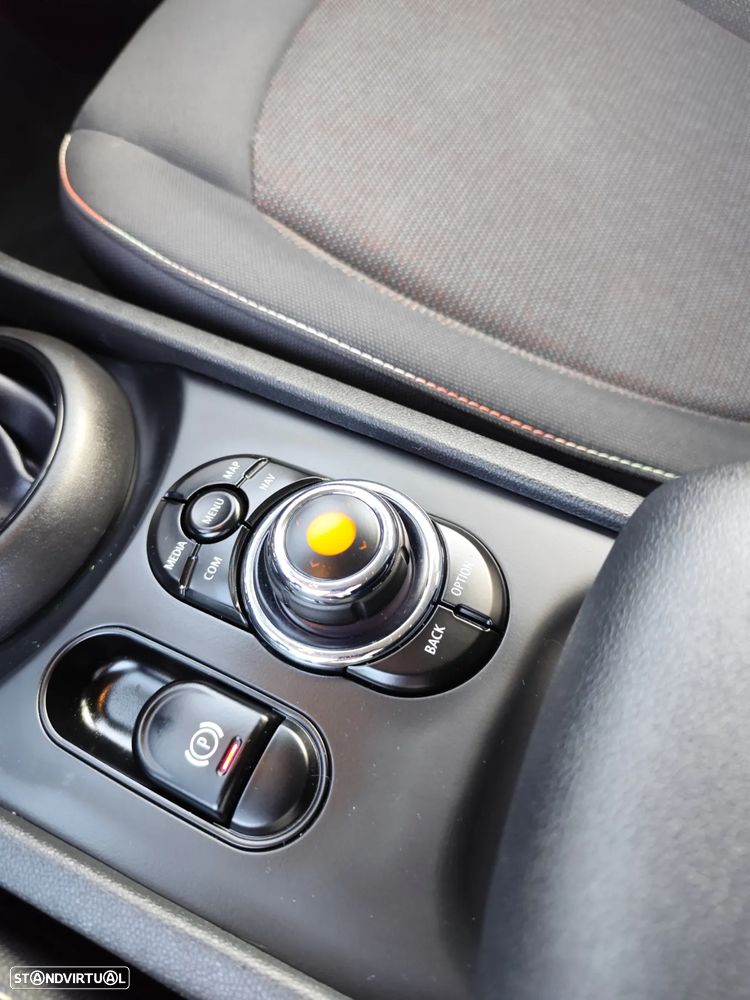 MINI Clubman One D - 26