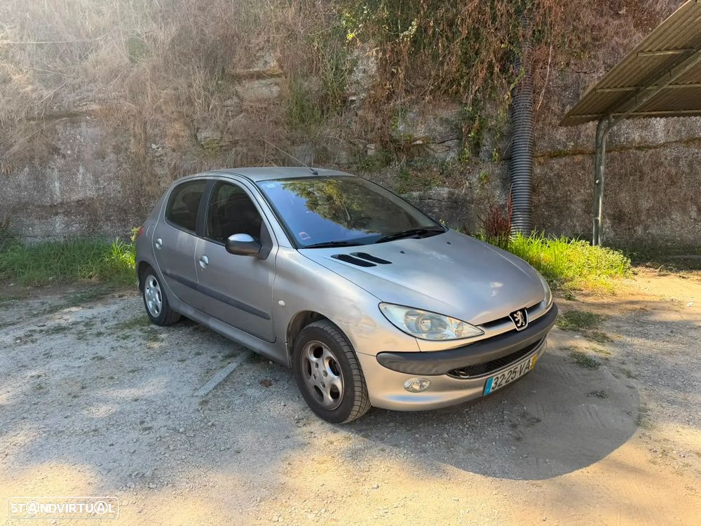 Peugeot 206 1.1 Color Line - 1