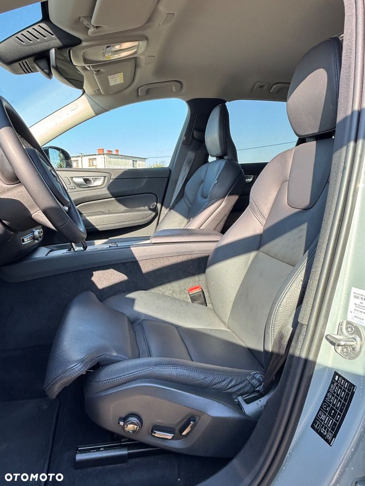 Volvo XC 60 - 19