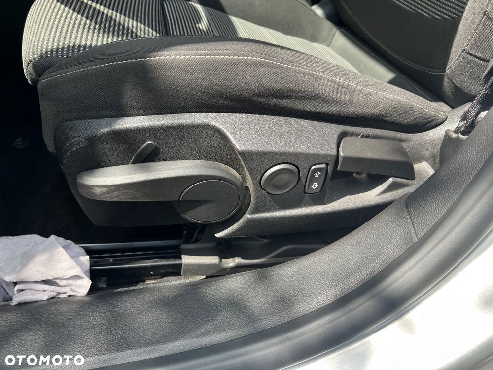 Opel Insignia 2.0 CDTI Cosmo ecoFLEX S&S - 13