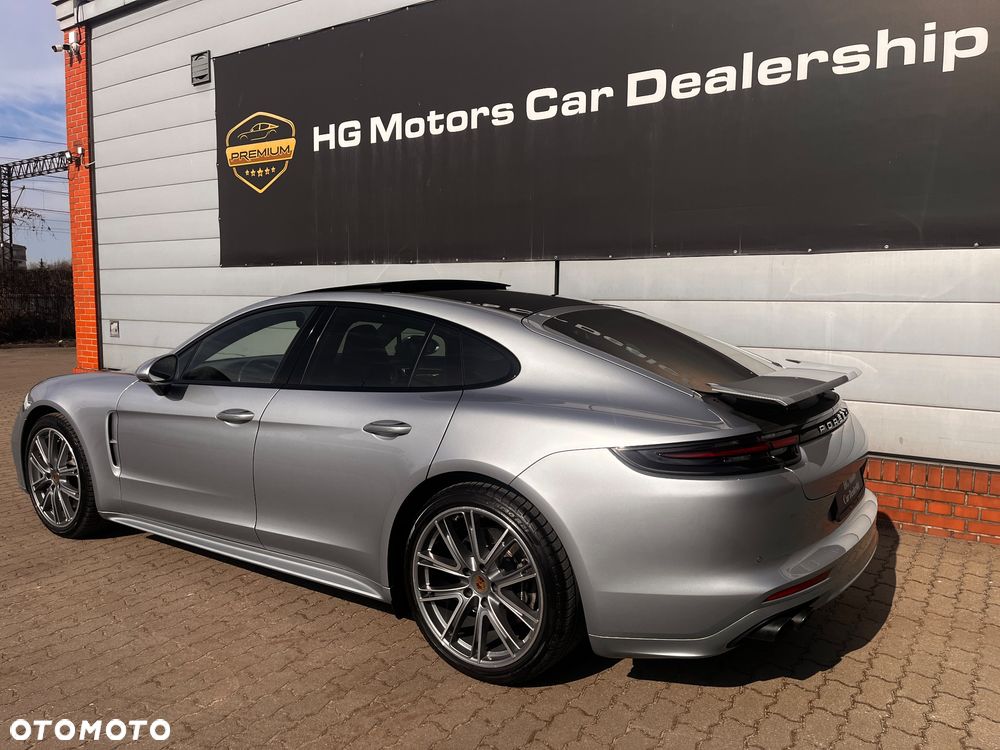 Porsche Panamera - 7