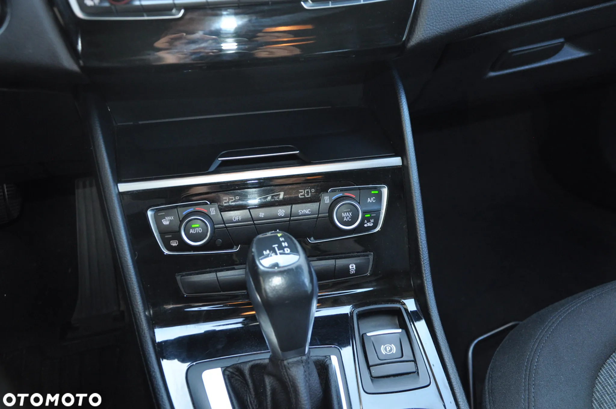 BMW Seria 2 218d Active Tourer - 15
