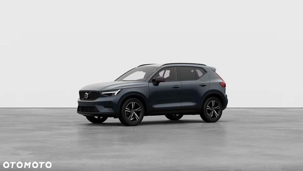Volvo XC 40 B3 Plus Dark - 2
