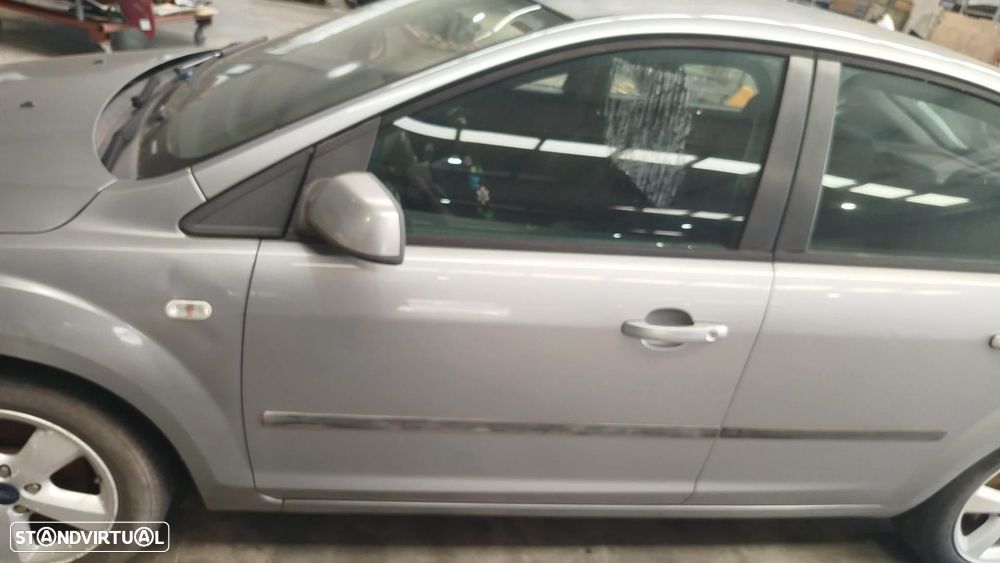 Porta frente esquerda FORD Focus II (DA_) - 1