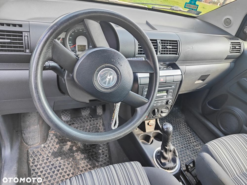 Volkswagen Fox 1.2 - 9