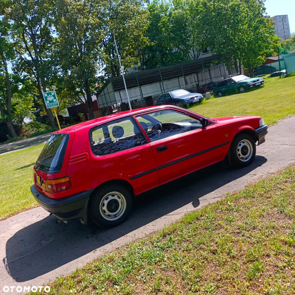 Toyota Corolla 1.3 DX - 21